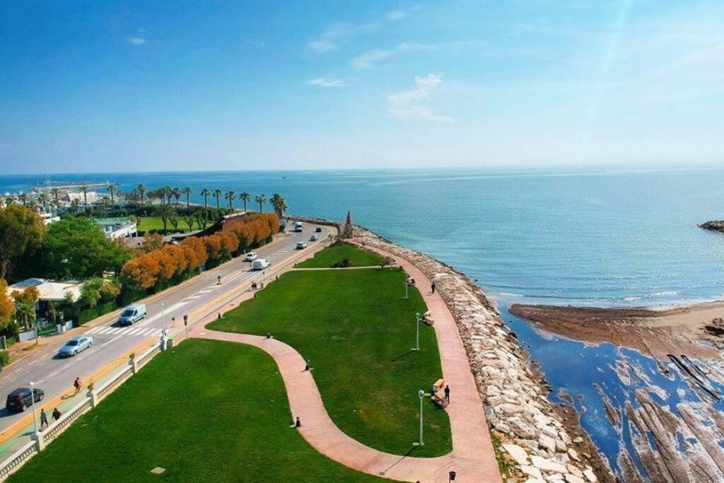Appartamento Elegante Trilocale Marconi prima fila mare San Benedetto del Tronto Esterno foto