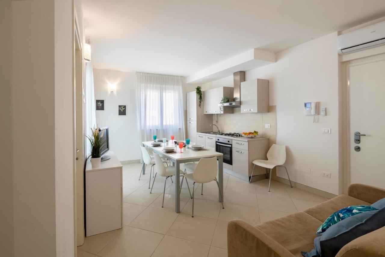 Appartamento Elegante Trilocale Marconi prima fila mare San Benedetto del Tronto Esterno foto