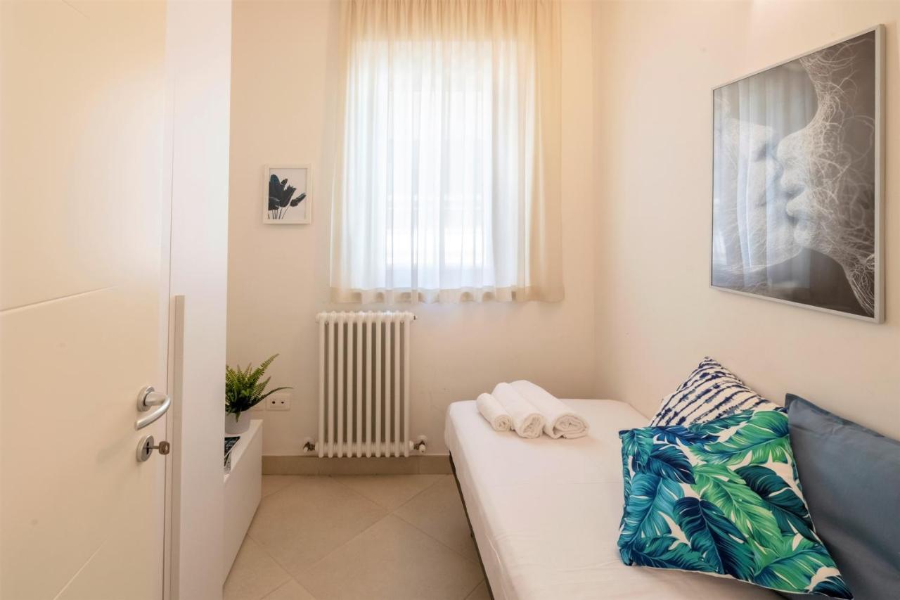Appartamento Elegante Trilocale Marconi prima fila mare San Benedetto del Tronto Esterno foto
